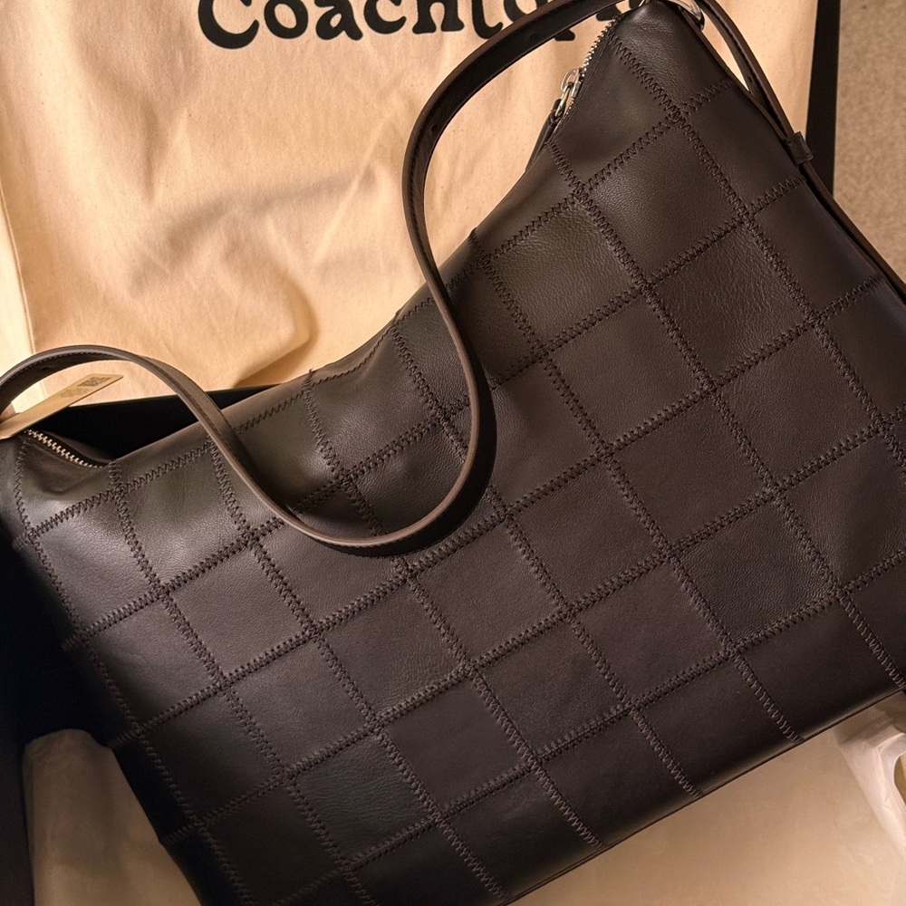 COACH Coachtopia Alter Ego Slouchy Large Tote Black + Leather Cosmetic Pouch - Picture 14 of 14